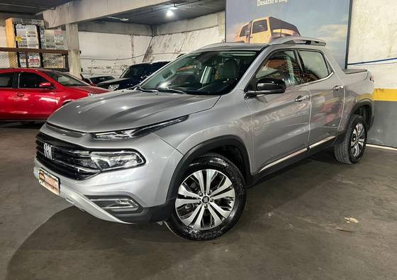 FIAT TORO 2.0 16V TURBO DIESEL VOLCANO 4WD AT9